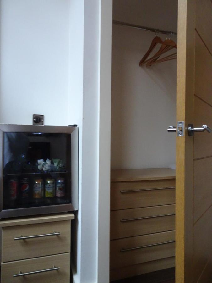 Mint Guest Room Бирмингам Екстериор снимка